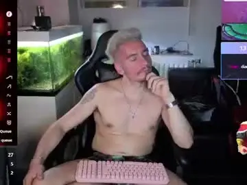 Chaturbate Live Porn of rayzel_white