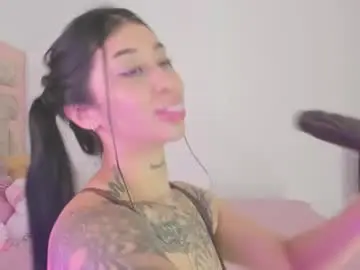 Chaturbate Live Sex of hilary_jones_22
