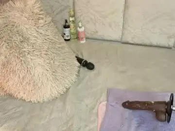Chaturbate Live Sex Cam of maddy1y_