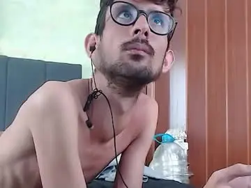 Chaturbate Live Sex Cam of sasuke_bigcock