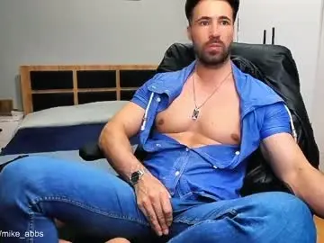 Chaturbate Free Live Porn of mikestrip