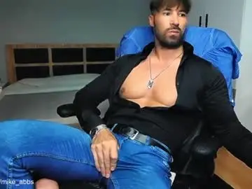 Chaturbate Watch Live Sex Cams of mikestrip