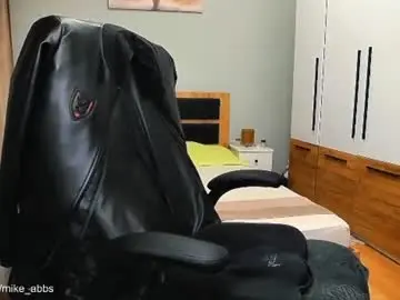 Chaturbate Best live sex cam show of mikestrip