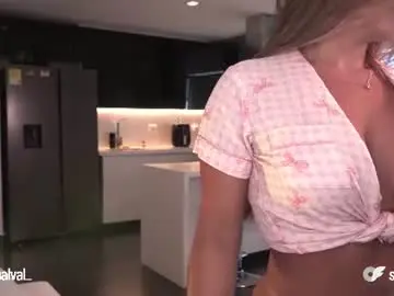 Chaturbate Live Sex Cam of missvalery_1