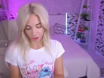 Chaturbate Live Porn of bellarayyy