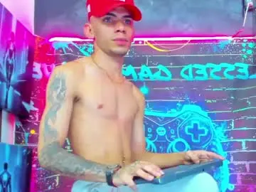 Chaturbate Live Sex of edward_24_