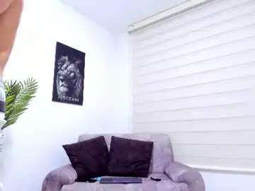 Chaturbate Nude Webcam of juniormorris_