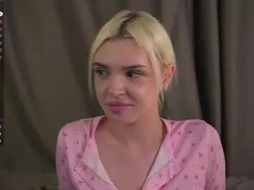 Chaturbate Private Sex Chat of vivid_girls