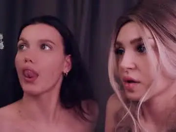Chaturbate Sex Cam of vivid_girls