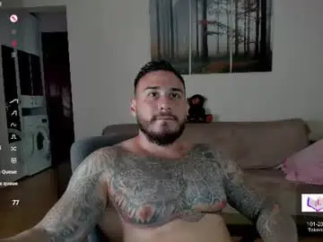 Chaturbate Live Sex Cam of gymdominus