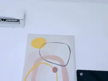 Chaturbate Live Porn of playfuljust_18