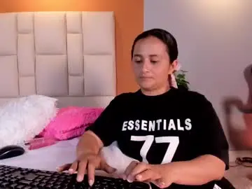 Chaturbate Best live sex cam show of zafiro__brown