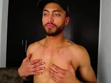 Chaturbate Free Porn Cam of claybrown_
