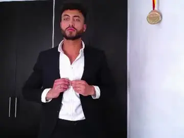 Chaturbate Live Sex of claybrown_