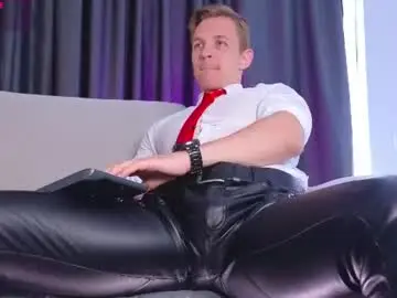 Chaturbate Sex Cam of night_wwwolf