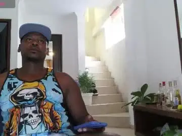 Chaturbate Live Porn of manblackbig45