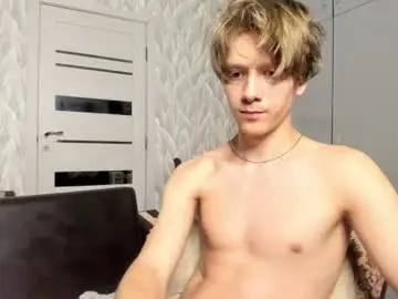 Chaturbate Adult Video Chat of milkiwy