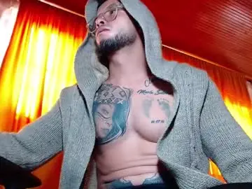 Chaturbate Live Sex of sebastian_025