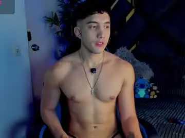 Chaturbate Live Sex Cam of jeicob_stone1