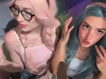 Chaturbate Free Live Porn of kellyberry__