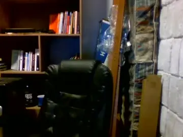 Chaturbate Adult Webcams of tinycock9393