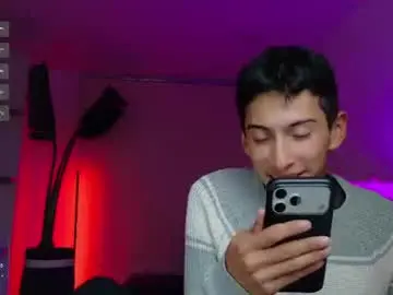 Chaturbate Private Sex Chat of ethan_skiny_