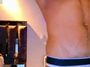 Chaturbate Live Sex Cam of santin_seans