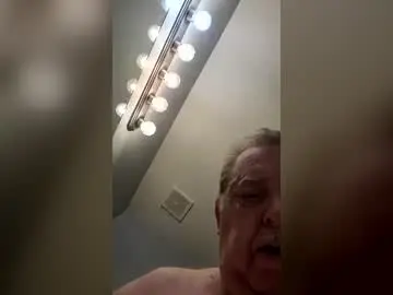 Chaturbate Live Sex Cam of dickforfun300