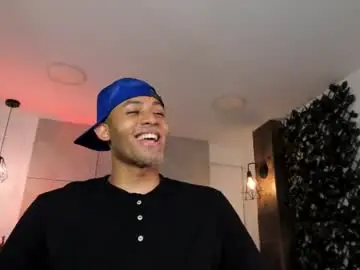 Chaturbate Watch Live Sex Cams of bento_fox