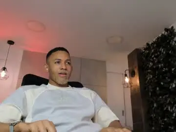 Chaturbate Watch Live Sex Cams of bento_fox