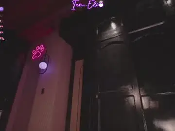 Chaturbate Sex Cam of iam_eli