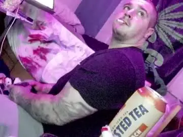 Chaturbate Adult Webcam of kinkybiguy14