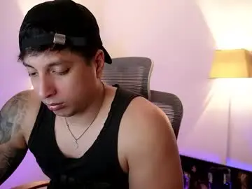 Chaturbate Best live sex cam show of appolo_allen