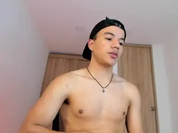 Chaturbate Sex Cam of george_cams1