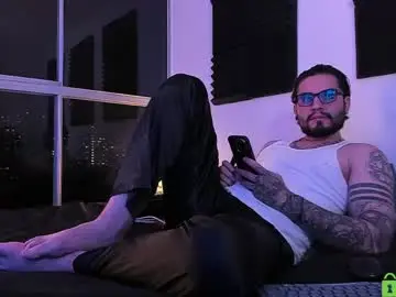 Chaturbate Live Sex Cam of _elon_coxx_
