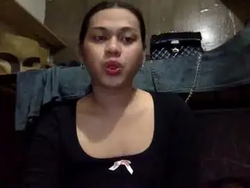 Chaturbate Free Porn Cam of asianhugecockjulia1