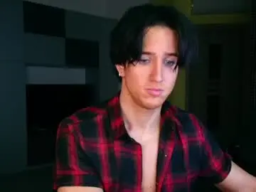 Chaturbate Live Sex Cam of christianlevine_
