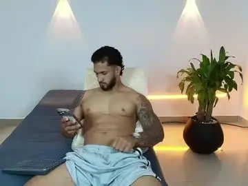 Chaturbate Sex Cam of mikethomson01