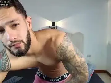 Chaturbate Sex Chat of mikethomson01
