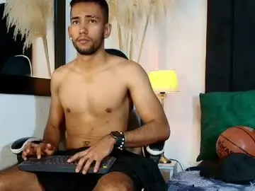Chaturbate Private Sex Chat of maicolparker0