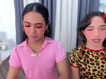 Chaturbate Watch Live Sex Cams of hugecock_pretty123