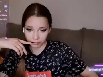 Chaturbate Nude Webcam of kitten_alisa