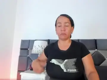 Chaturbate Sex Chat of _curvy_milf