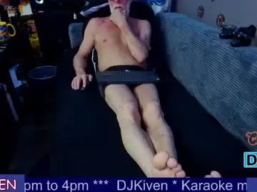 Chaturbate Sex Chat of kiveuxmakeu