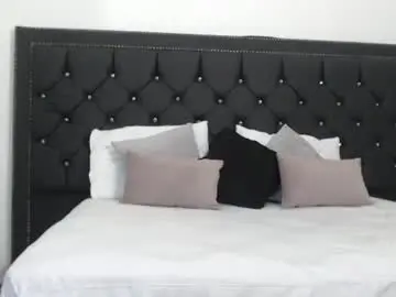 Chaturbate Watch Live Sex Cams of victoriadiamondd