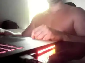 Chaturbate Live Sex Cam of incrediblesexy10