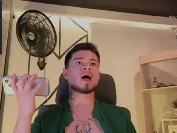 Chaturbate Watch Live Sex Cams of edwardross_