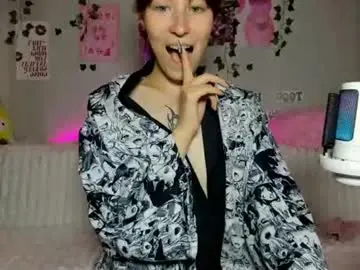 Chaturbate Best live sex cam show of elliefromthemoon