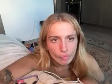 Chaturbate Watch Live Sex Cams of lolaa555
