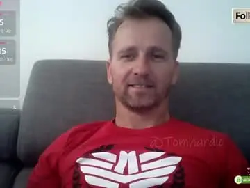 Chaturbate Watch Live Sex Cams of tomhardic